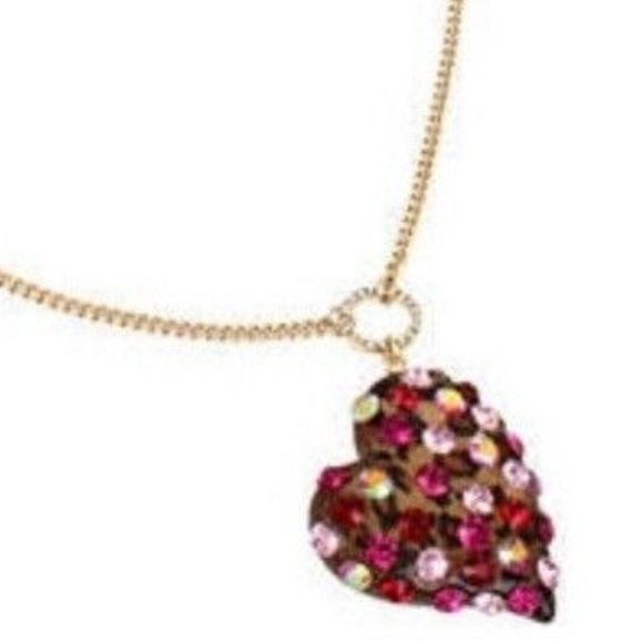Betsey Johnson Jewelry - Betsey Johnson LUCITE HEART PENDANT NECKLACE